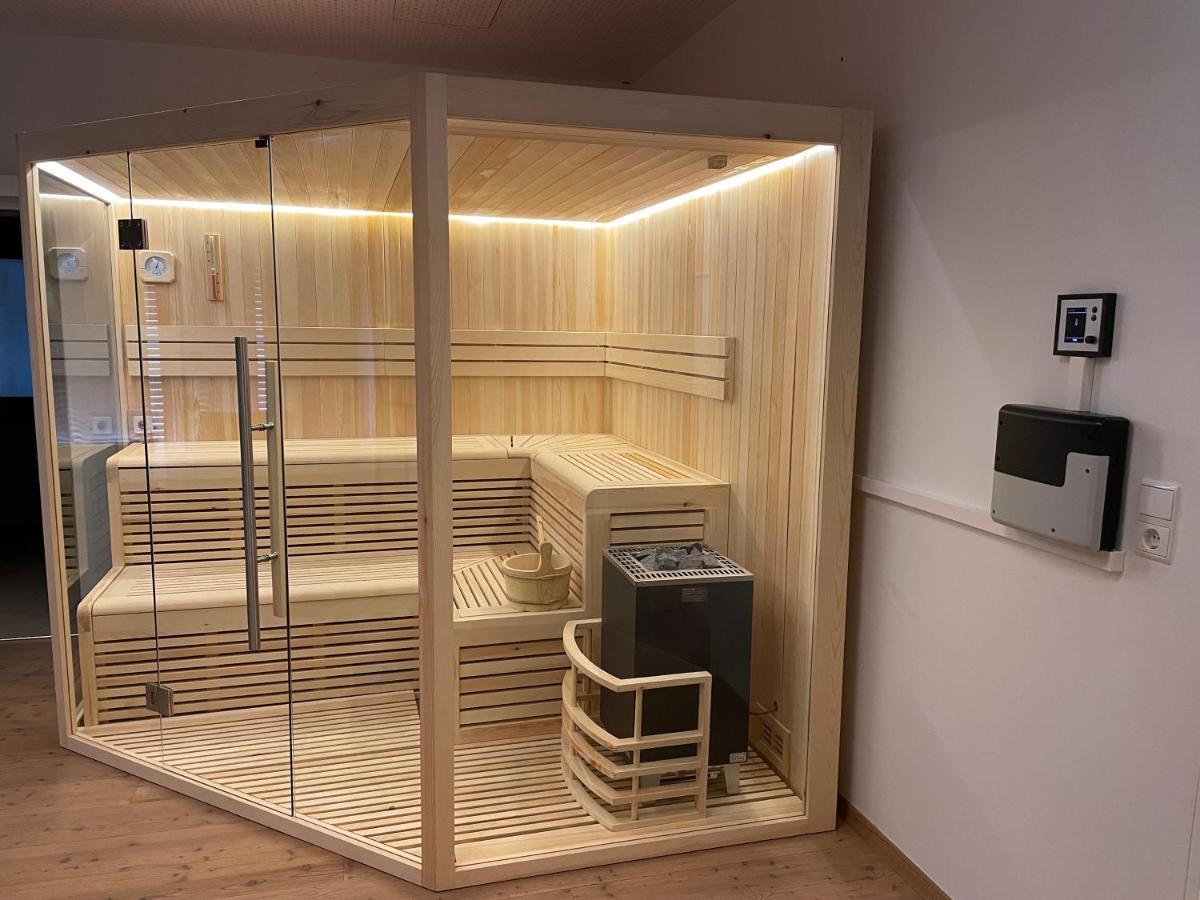*Brandnew* Modernes Apartment In Den Weinbergen Mit Pool Und Sauna Spielfeld Esterno foto
