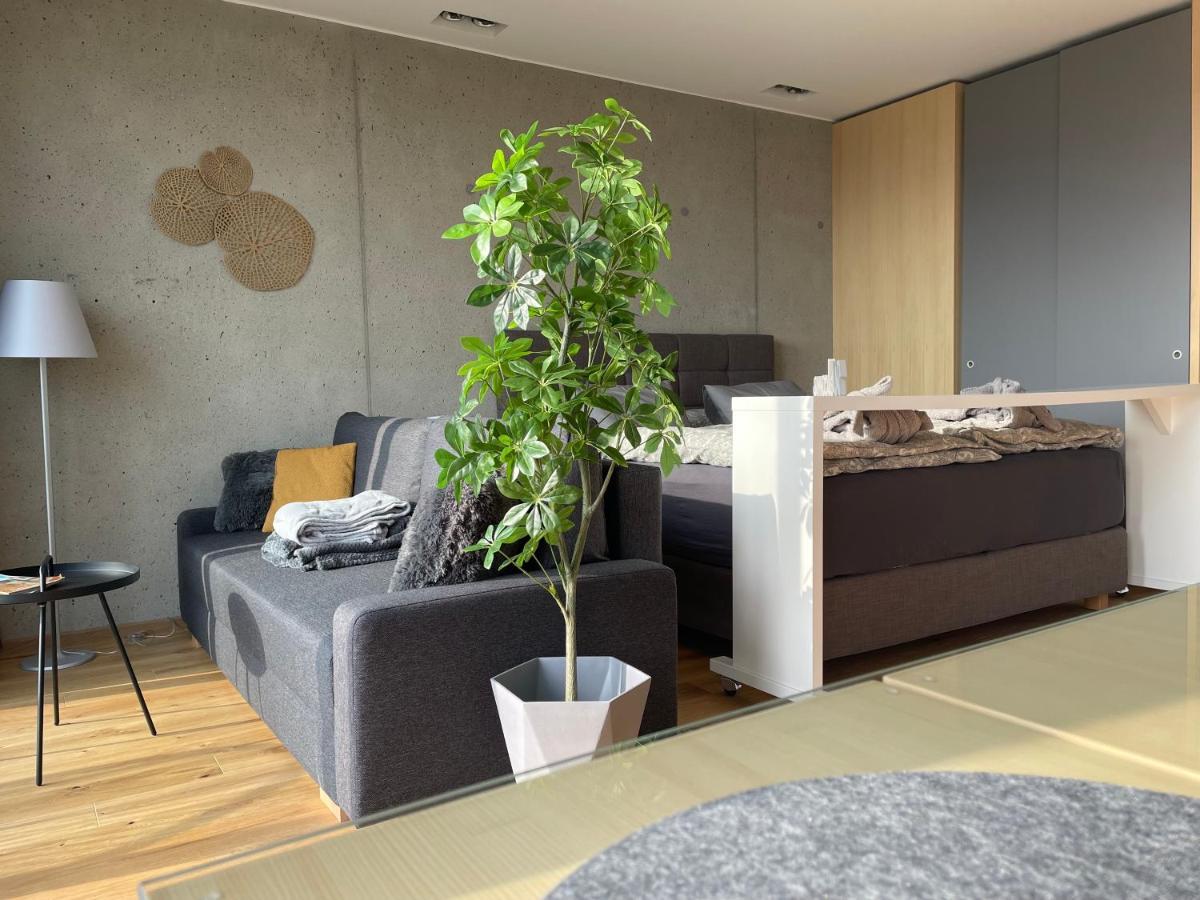 *Brandnew* Modernes Apartment In Den Weinbergen Mit Pool Und Sauna Spielfeld Esterno foto